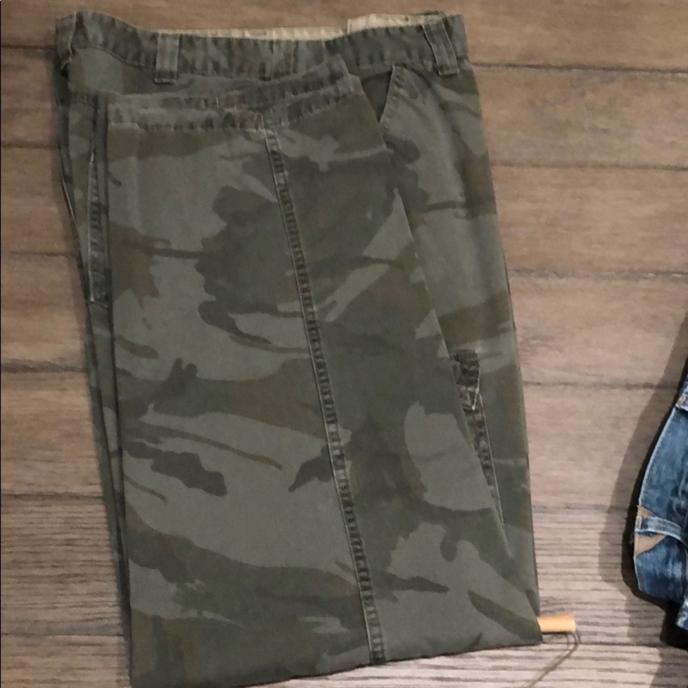 Wrangler camo cargo jeans
